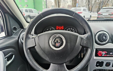 Renault Sandero I, 2013 год, 900 000 рублей, 16 фотография