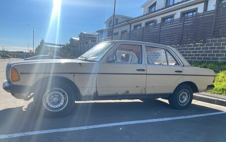 Mercedes-Benz W123, 1981 год, 200 000 рублей, 22 фотография