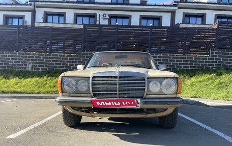 Mercedes-Benz W123, 1981 год, 200 000 рублей, 23 фотография