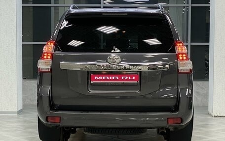 Toyota Land Cruiser Prado 150 рестайлинг 2, 2016 год, 4 699 999 рублей, 18 фотография