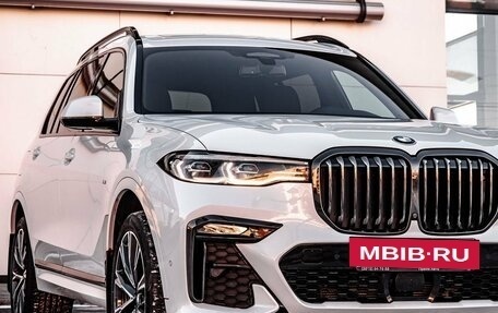 BMW X7, 2021 год, 11 340 000 рублей, 10 фотография