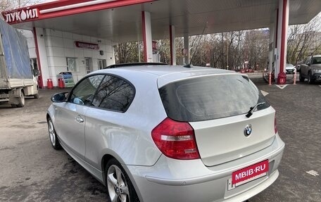 BMW 1 серия, 2008 год, 800 000 рублей, 3 фотография