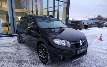 Renault Sandero II рестайлинг, 2018 год, 1 336 000 рублей, 3 фотография