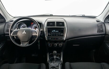 Mitsubishi ASX I рестайлинг, 2013 год, 1 375 000 рублей, 10 фотография