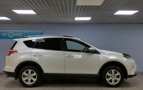 Toyota RAV4, 2016 год, 3 136 000 рублей, 4 фотография