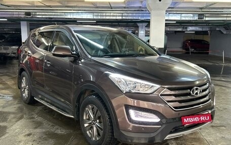 Hyundai Santa Fe III рестайлинг, 2014 год, 1 900 000 рублей, 2 фотография