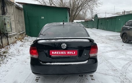 Volkswagen Polo VI (EU Market), 2013 год, 750 000 рублей, 2 фотография