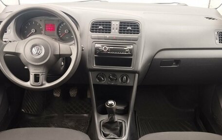 Volkswagen Polo VI (EU Market), 2012 год, 920 000 рублей, 10 фотография