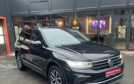 Volkswagen Tiguan II, 2021 год, 2 980 000 рублей, 1 фотография