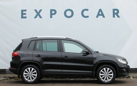 Volkswagen Tiguan I, 2016 год, 2 000 000 рублей, 6 фотография