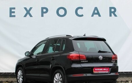 Volkswagen Tiguan I, 2016 год, 2 000 000 рублей, 3 фотография