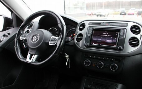 Volkswagen Tiguan I, 2016 год, 2 000 000 рублей, 11 фотография