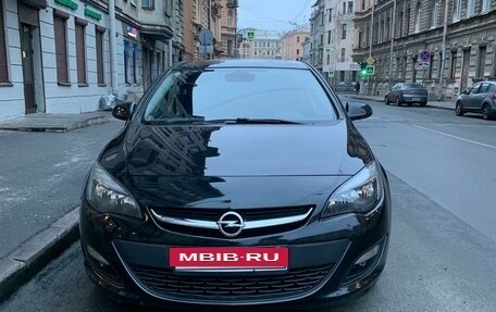 Opel Astra J, 2014 год, 890 000 рублей, 2 фотография