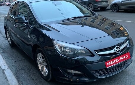 Opel Astra J, 2014 год, 890 000 рублей, 7 фотография