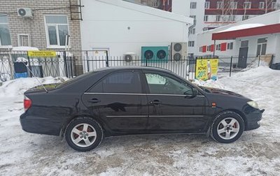 Toyota Camry V40, 2004 год, 800 000 рублей, 1 фотография