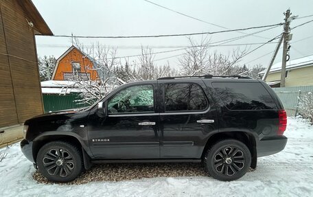 Chevrolet Tahoe III, 2008 год, 1 800 000 рублей, 1 фотография