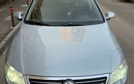 Volkswagen Passat B6, 2010 год, 650 000 рублей, 2 фотография