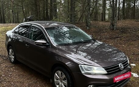 Volkswagen Jetta VI, 2016 год, 1 150 000 рублей, 2 фотография