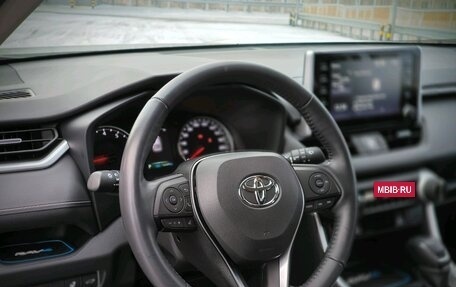 Toyota RAV4, 2020 год, 3 700 000 рублей, 17 фотография