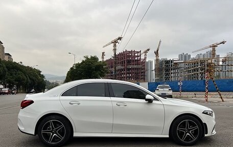 Mercedes-Benz A-Класс, 2022 год, 2 390 000 рублей, 6 фотография