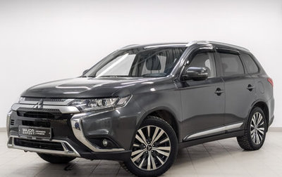 Mitsubishi Outlander III рестайлинг 3, 2020 год, 2 700 000 рублей, 1 фотография