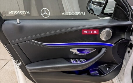 Mercedes-Benz E-Класс, 2019 год, 3 100 000 рублей, 19 фотография