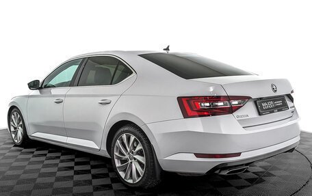 Skoda Superb III рестайлинг, 2017 год, 2 830 000 рублей, 7 фотография