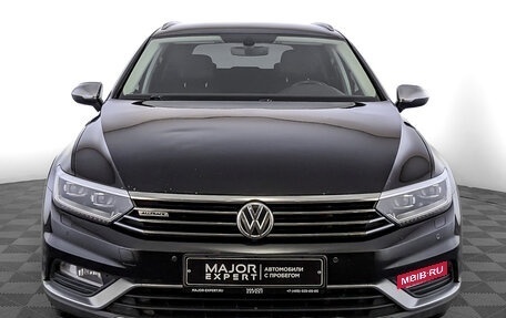 Volkswagen Passat B8 рестайлинг, 2018 год, 2 990 000 рублей, 2 фотография