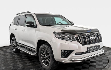 Toyota Land Cruiser Prado 150 рестайлинг 2, 2020 год, 6 595 000 рублей, 3 фотография