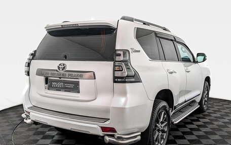 Toyota Land Cruiser Prado 150 рестайлинг 2, 2020 год, 6 595 000 рублей, 5 фотография