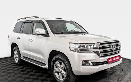 Toyota Land Cruiser 200, 2019 год, 8 950 000 рублей, 3 фотография