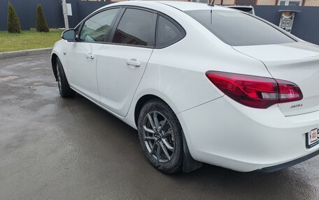 Opel Astra J, 2013 год, 890 000 рублей, 4 фотография