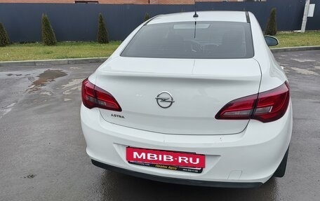 Opel Astra J, 2013 год, 890 000 рублей, 5 фотография