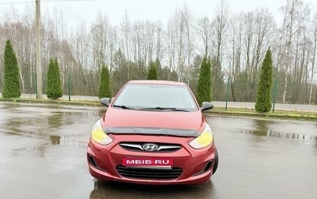 Hyundai Solaris II рестайлинг, 2012 год, 700 000 рублей, 7 фотография