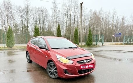 Hyundai Solaris II рестайлинг, 2012 год, 700 000 рублей, 5 фотография