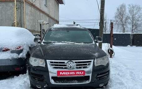 Volkswagen Touareg III, 2008 год, 600 000 рублей, 2 фотография