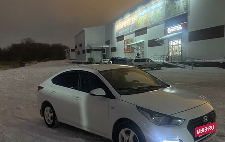 Hyundai Solaris II рестайлинг, 2017 год, 1 100 000 рублей, 5 фотография