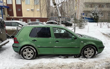 Volkswagen Golf IV, 2001 год, 400 000 рублей, 2 фотография