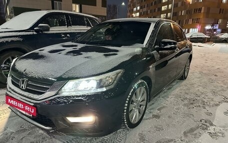 Honda Accord IX рестайлинг, 2013 год, 1 300 000 рублей, 2 фотография