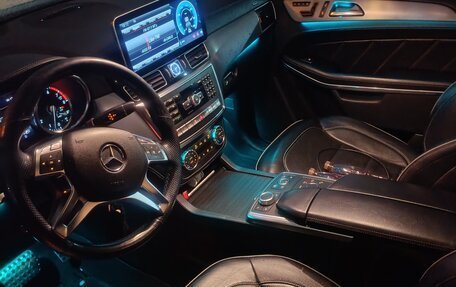 Mercedes-Benz GL-Класс, 2013 год, 2 500 000 рублей, 10 фотография