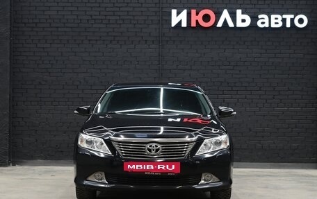 Toyota Camry, 2014 год, 2 140 000 рублей, 2 фотография