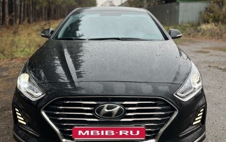 Hyundai Sonata VII, 2019 год, 2 100 000 рублей, 2 фотография