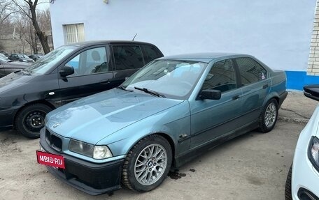 BMW 3 серия, 1994 год, 455 000 рублей, 3 фотография