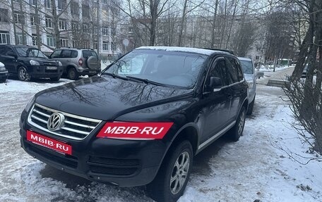 Volkswagen Touareg III, 2006 год, 1 050 000 рублей, 2 фотография