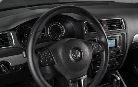 Volkswagen Jetta VI, 2013 год, 1 159 000 рублей, 12 фотография