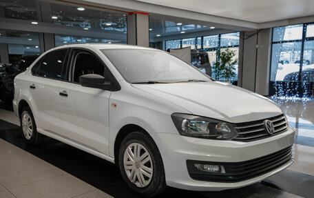 Volkswagen Polo VI (EU Market), 2017 год, 1 140 000 рублей, 3 фотография