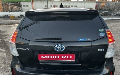 Toyota Prius Alpha I (ZVW40/41), 2015 год, 1 550 000 рублей, 4 фотография