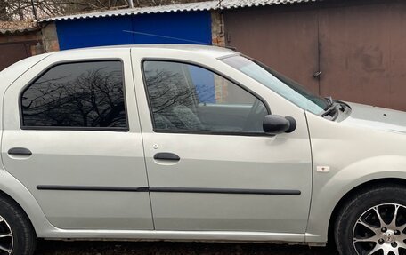 Renault Logan I, 2007 год, 325 000 рублей, 3 фотография