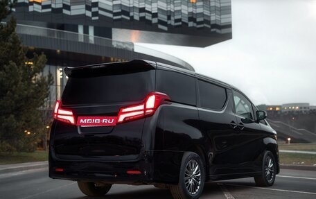 Toyota Alphard III, 2018 год, 4 900 000 рублей, 33 фотография