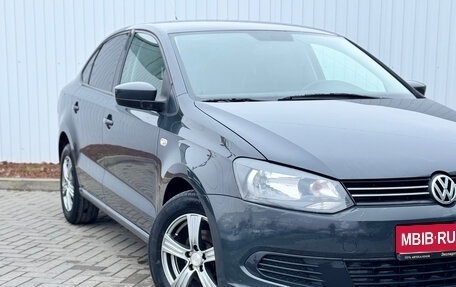 Volkswagen Polo VI (EU Market), 2011 год, 995 000 рублей, 2 фотография